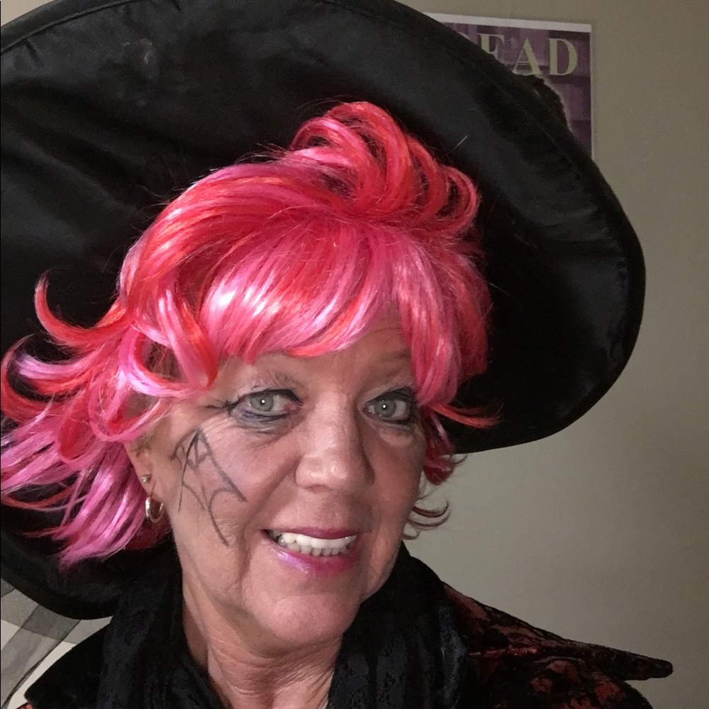Meet your Posher, Kelly